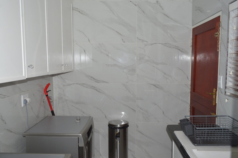 3 Bedroom Property for Sale in Flamwood North West